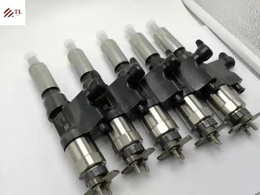 095000-5470 095000-5473 095000-5474 DENSO Iniettore di carburante per ISUZU 4HK1 6HK1 4D5C NPR FVR