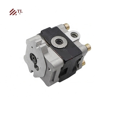 - PVD-2B-40 Escavatore Pilota Pompa Idraulica Pompa principale PVD-2B-40 Pompa di ingranaggi 172459-73511