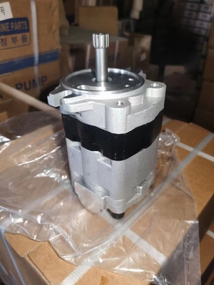 Pompa di ingranaggi per escavatori per Kubota KX163 PSVL2-27CG in officine di riparazione di macchine